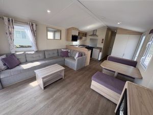 Lounge- click for photo gallery